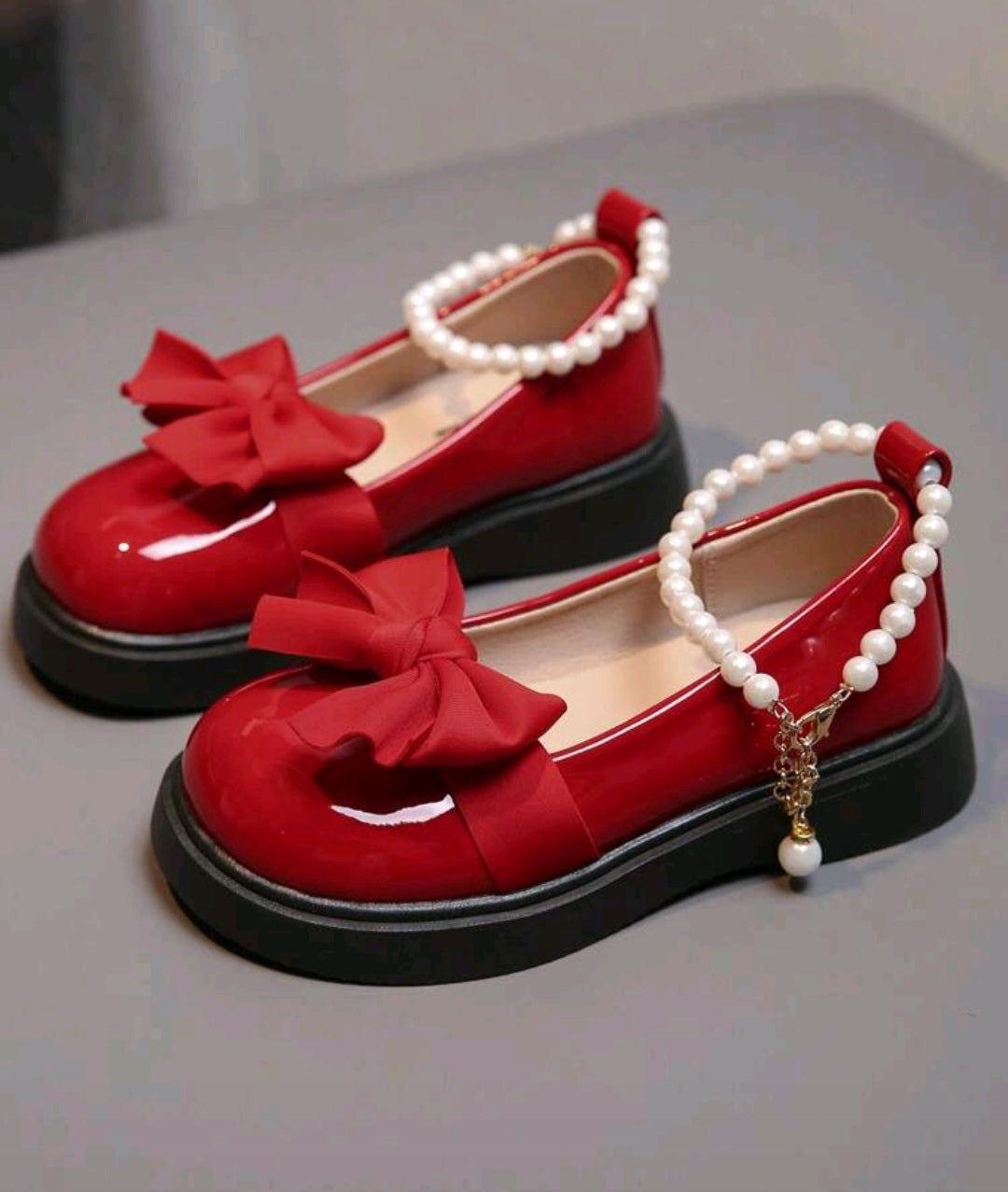 1 paire de chaussures babies style fée en PU rouge avec décoration de perles, semelles antidérapantes et durables, pour les filles